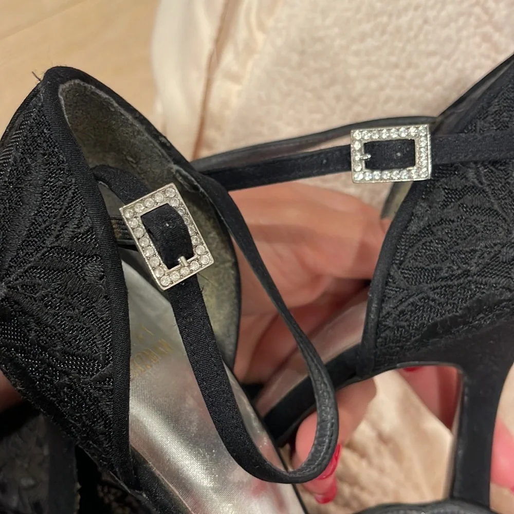 Stuart Weitzman lace - Picture 7 of 8